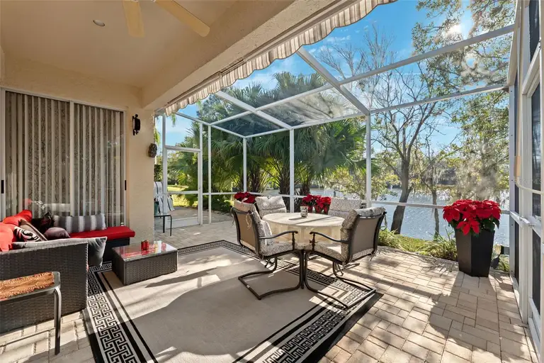4886 WESTCHESTER CT