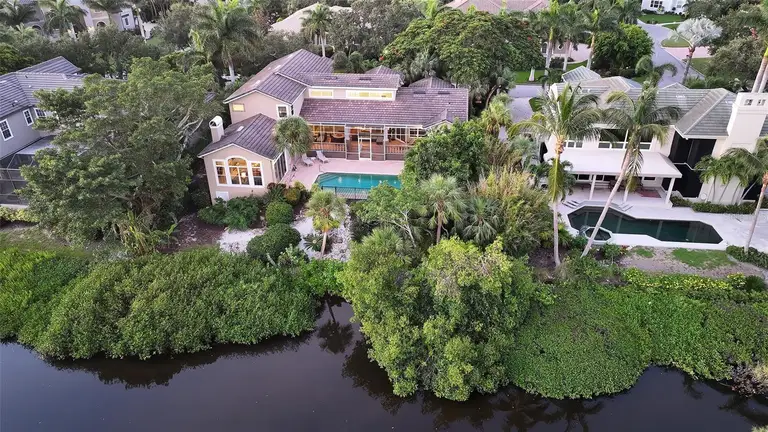 3310 SABAL COVE LN — photo 2