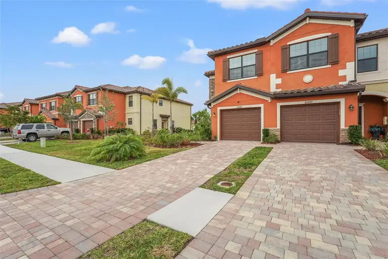 20447 LAGENTE CIR — photo 2