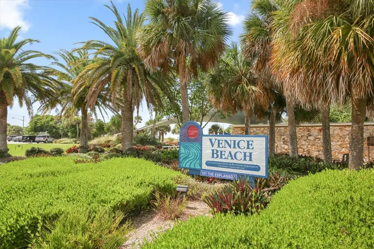 1200 TARPON CENTER DR #108 — photo 4