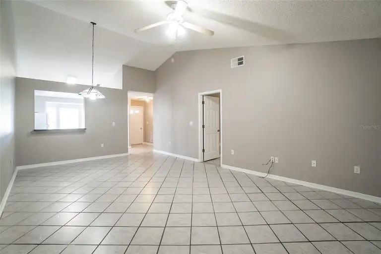 3255 VILLA WAY CIR — photo 4