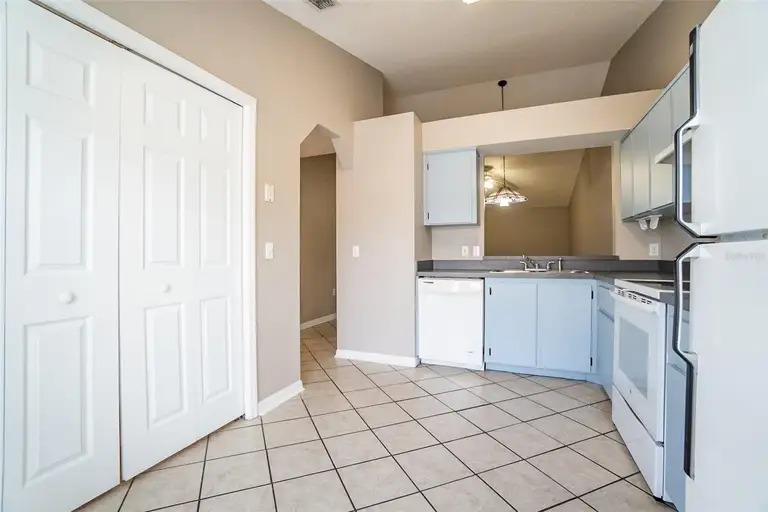 3255 VILLA WAY CIR — photo 5