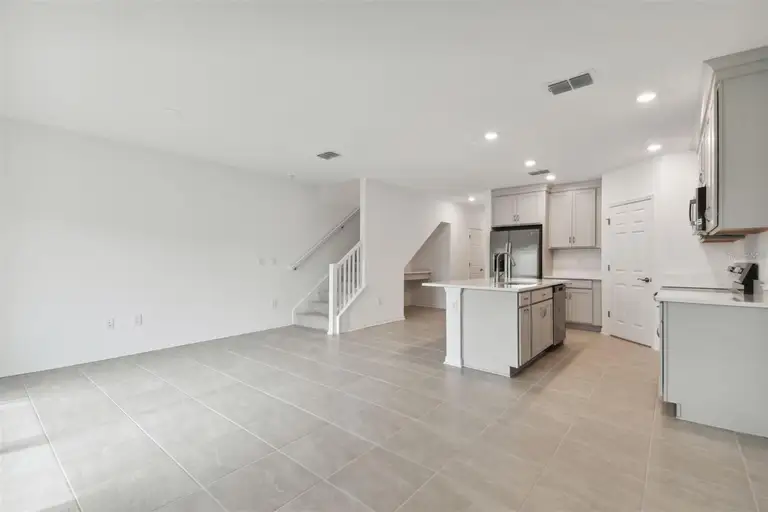 5447 TRIPOLI DR — photo 4