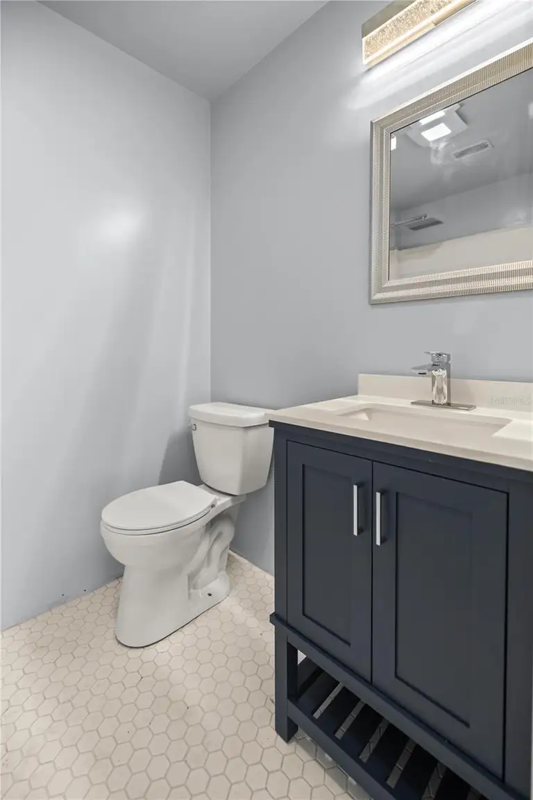 2937 EAGLES NEST RD — photo 4