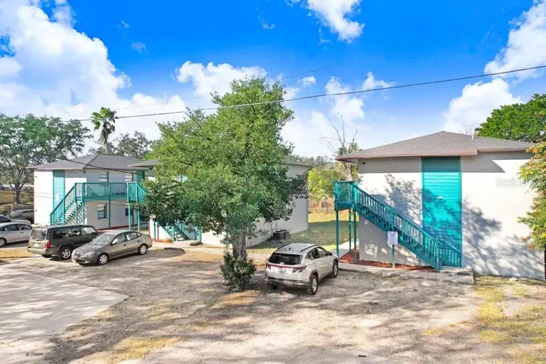 3404 N PHILLIPS ST — photo 3