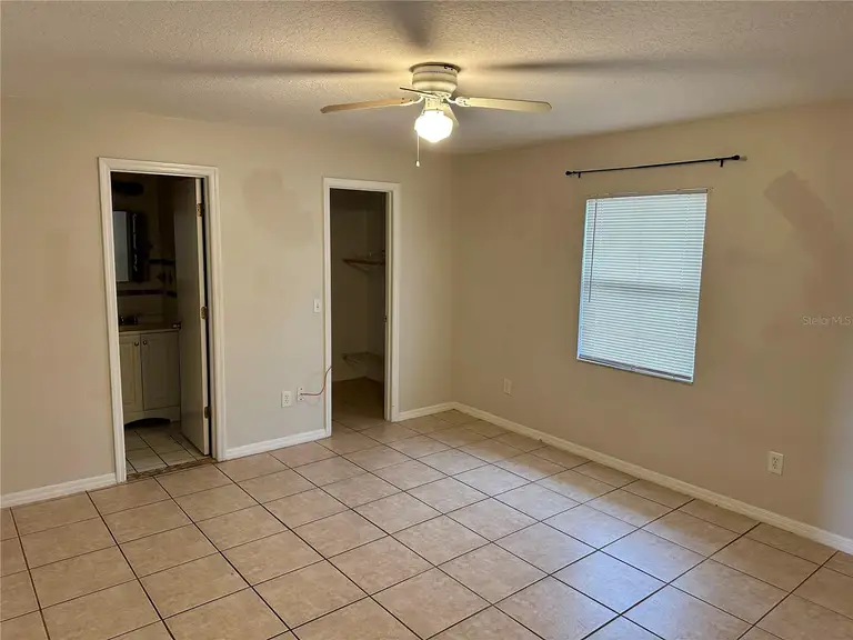518 PROVIDENCE BLVD — photo 4