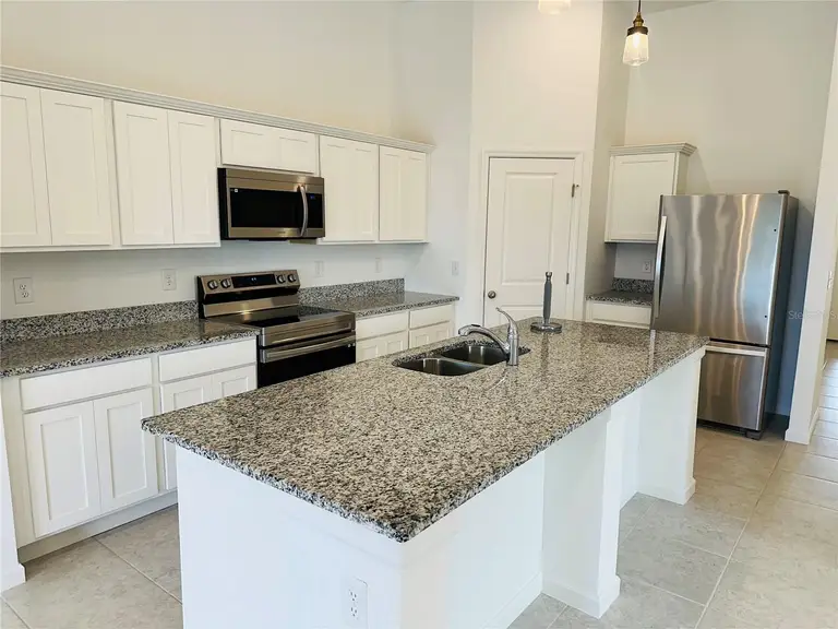 2151 HUNTSMAN RIDGE RD — photo 4