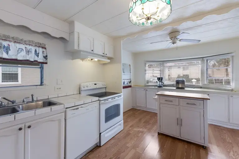 921 FAITH CIR E #4 — photo 4