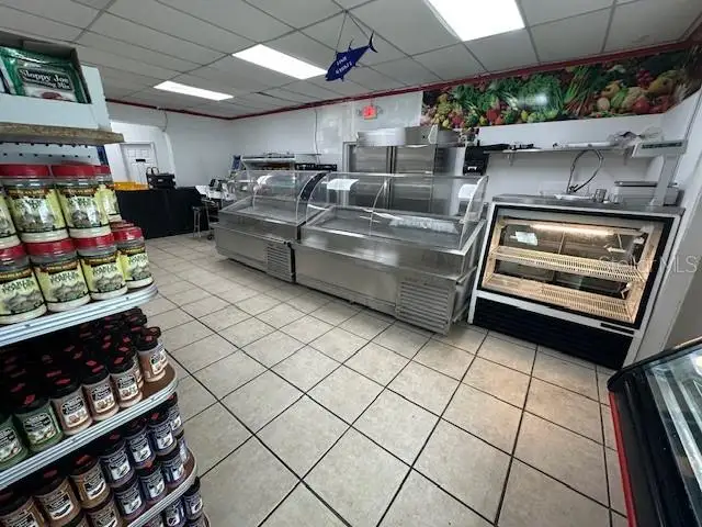 1408 NW 10TH ST — photo 5