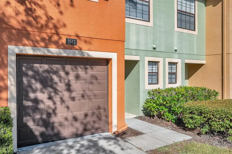 2517 EDGEWATER FALLS DR — photo 4