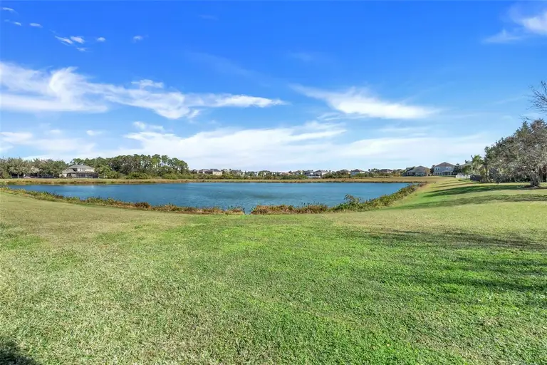 7343 DEREXA DR — photo 3
