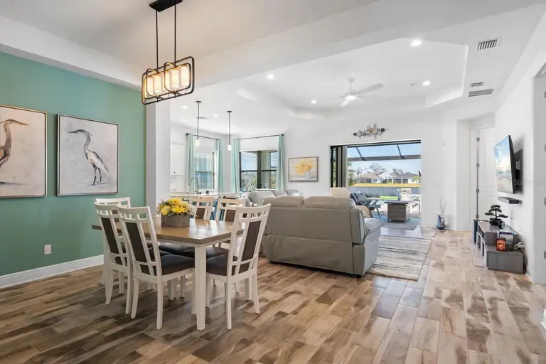 4411 BIG WOODS WAY — photo 3