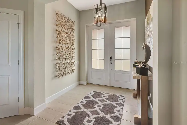 5221 ALMAR DR — photo 2