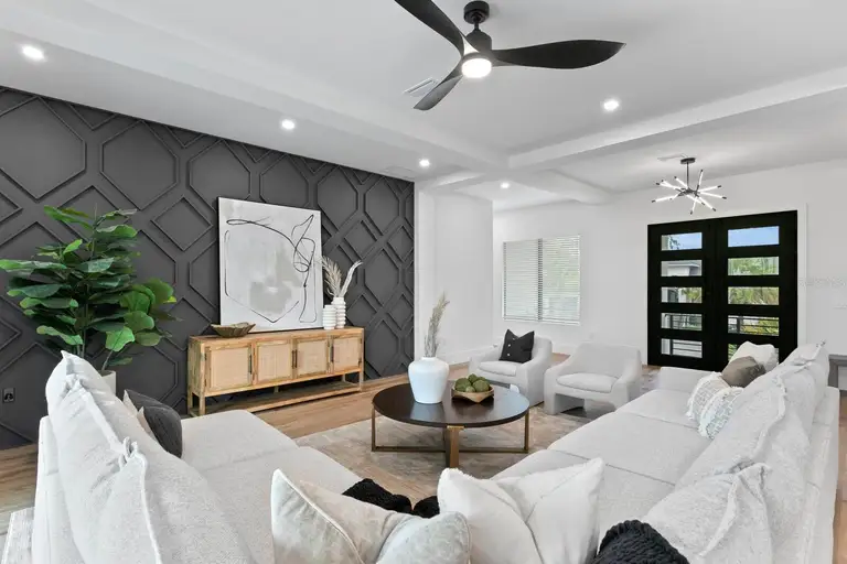 4816 W SUNSET BLVD — photo 4