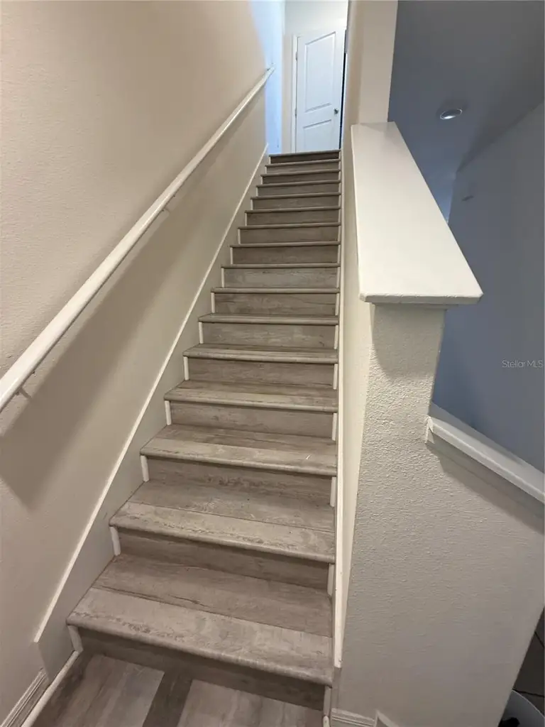 3005 SUNCOAST BLEND DR — photo 4