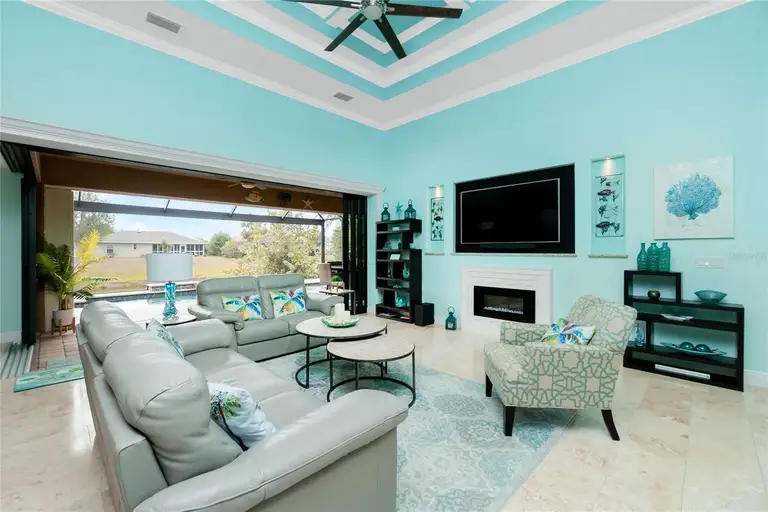 4 WHITE MARSH LN — photo 5