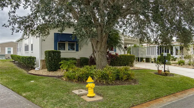 8414 IMPERIAL CIR — photo 4