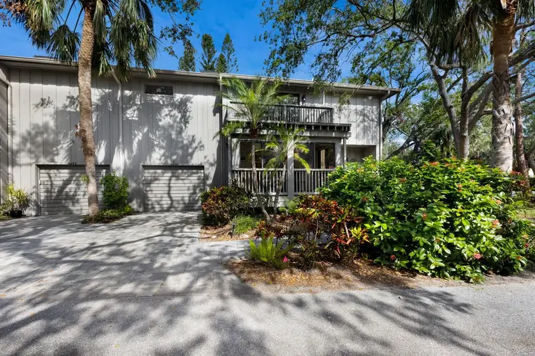 1479 LANDINGS CIR #41 — photo 2