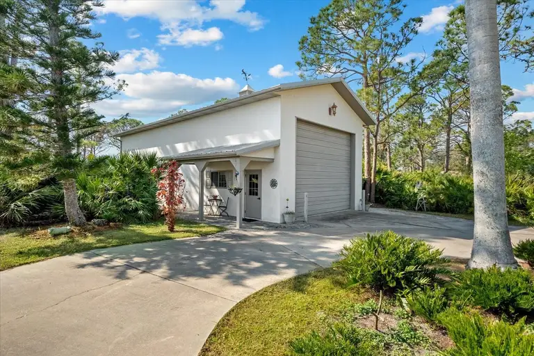 38 RIVERFRONT DR — photo 4