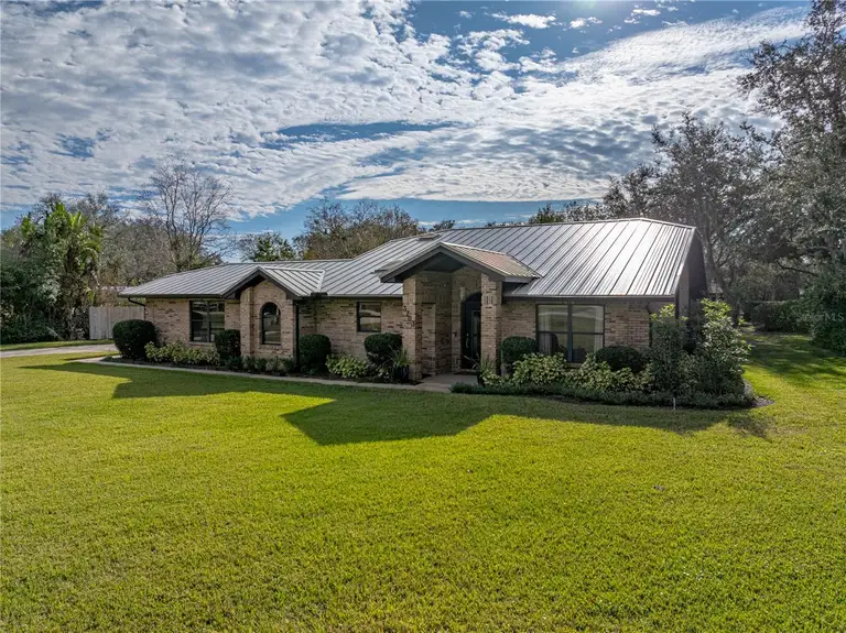 3703 WHITE OAK CT — photo 5