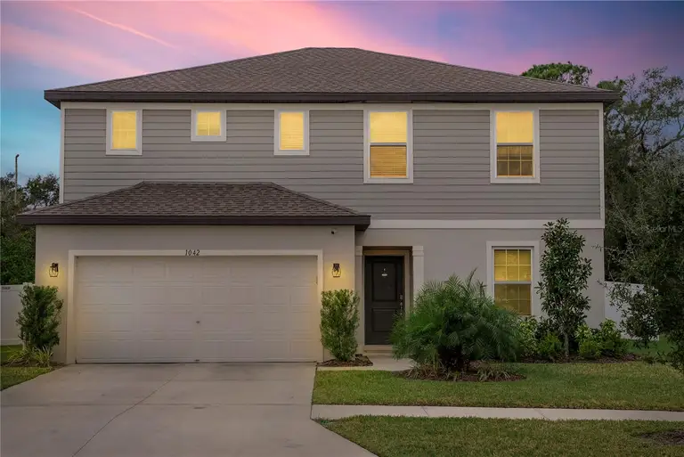 1042 MICHELANGELO LN