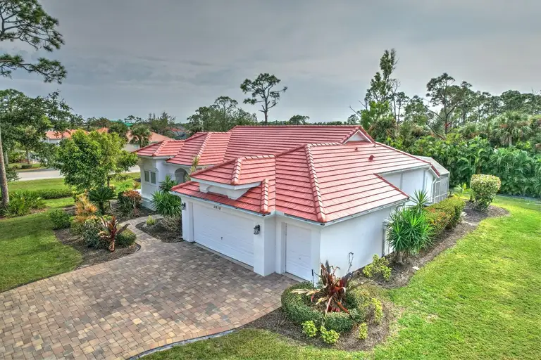 3970 CAPE COLE BLVD — photo 2