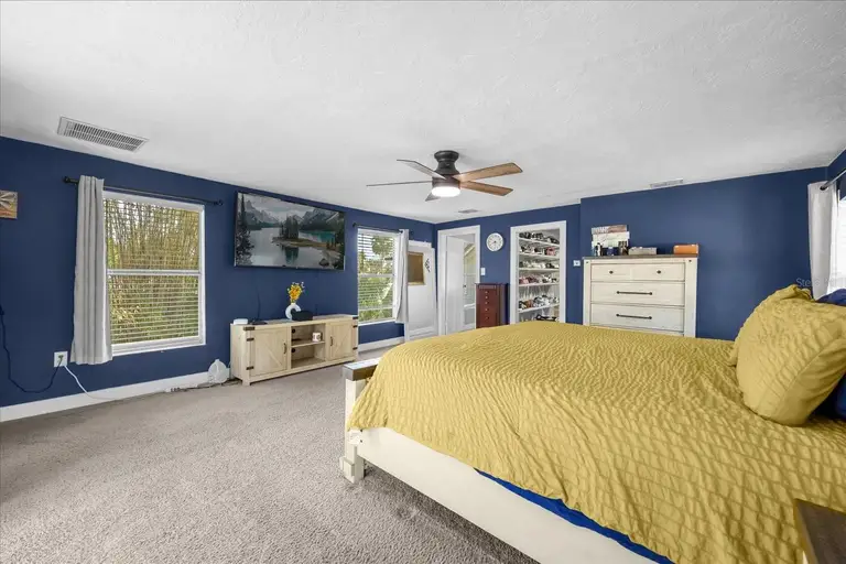 2711 W HIGHLAND AVE — photo 5