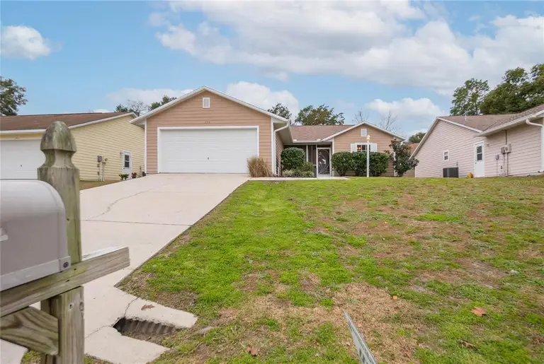 774 W COLBERT CT — photo 2