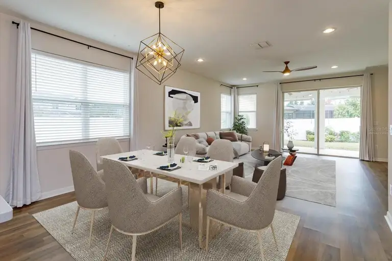 2232 DONAHUE DR