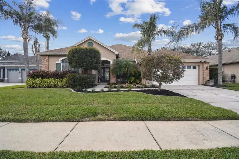 1551 DAYLILY DR — photo 2