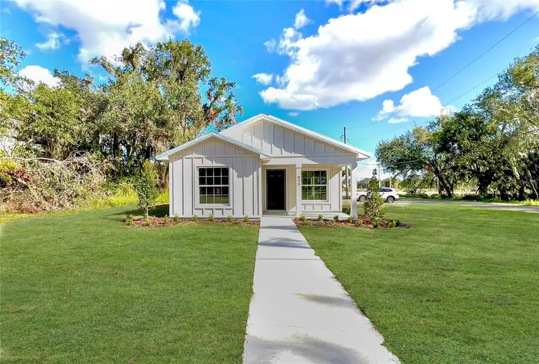 825 S SEMINOLE AVE