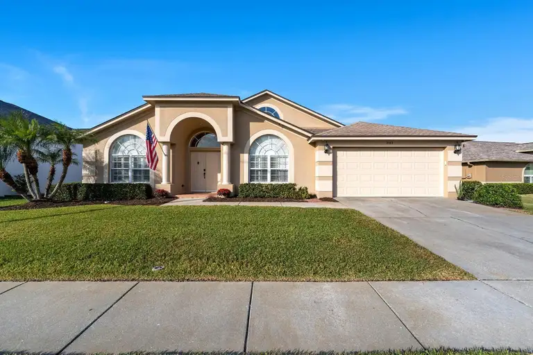 2102 GOLF MANOR BLVD — photo 3