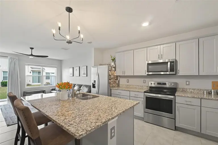 37 BELLA LAGO CIR — photo 5