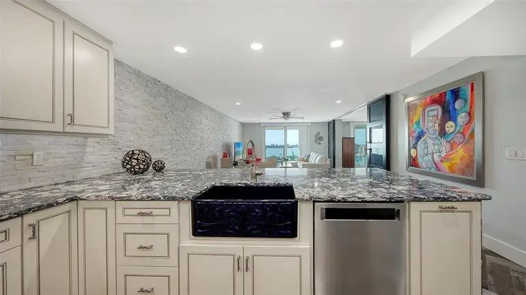 101 S GULFSTREAM AVE #16J — photo 5