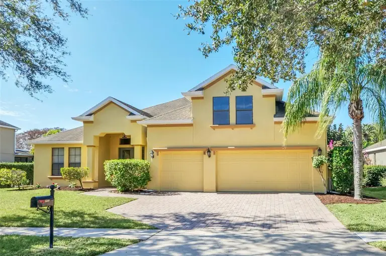 1580 PRAIRIE OAKS DR — photo 3