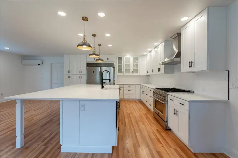 25335 TROON AVE — photo 5