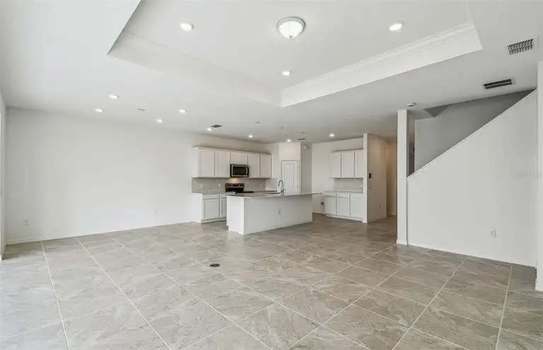 1622 RUBY LN — photo 4