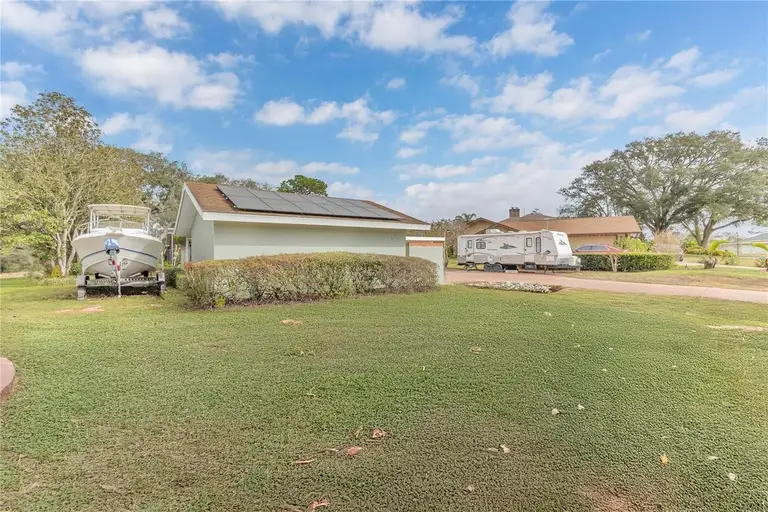 109 ARROWHEAD LN — photo 3