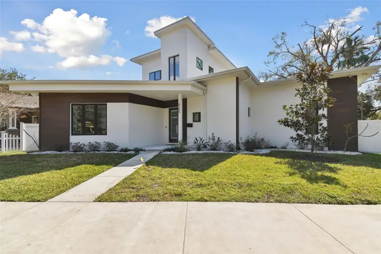 6205 RIVER TER — photo 2