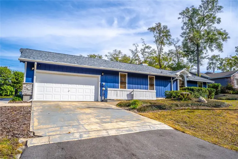 1720 OVERLOOK RD — photo 3