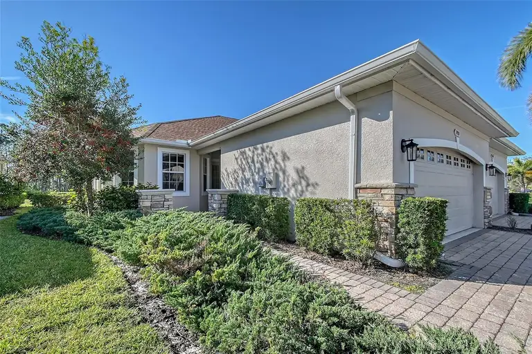 1910 SCARLETT AVE