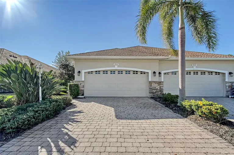 1910 SCARLETT AVE — photo 2