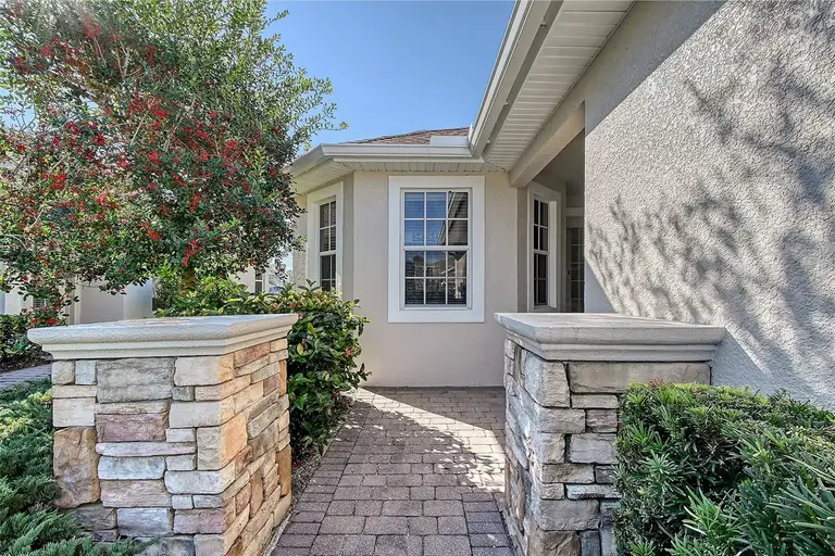 1910 SCARLETT AVE — photo 3