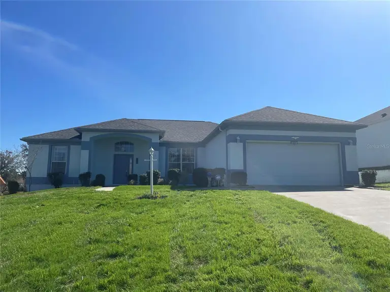 210 W REXFORD DR — photo 2