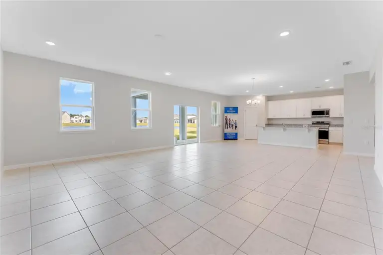 33339 SEATTLE SLEW DR — photo 2