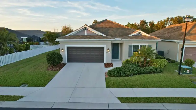 176 AVENS DR — photo 2