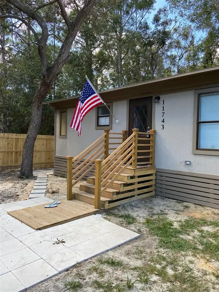 11743 PURDUE ST — photo 2
