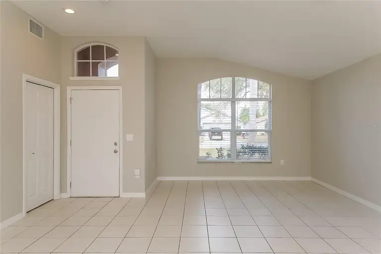 1723 WESTERLY DR — photo 2