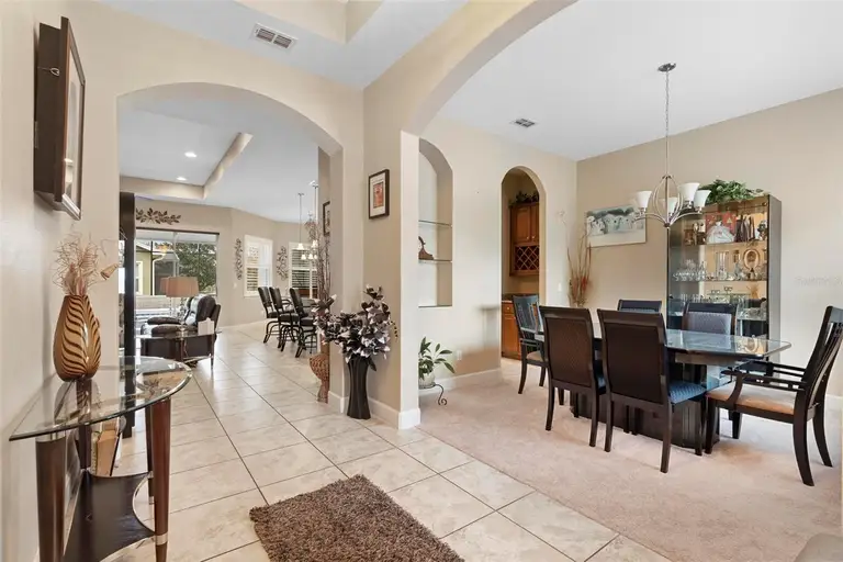 1105 GARDENSHIRE LN — photo 3