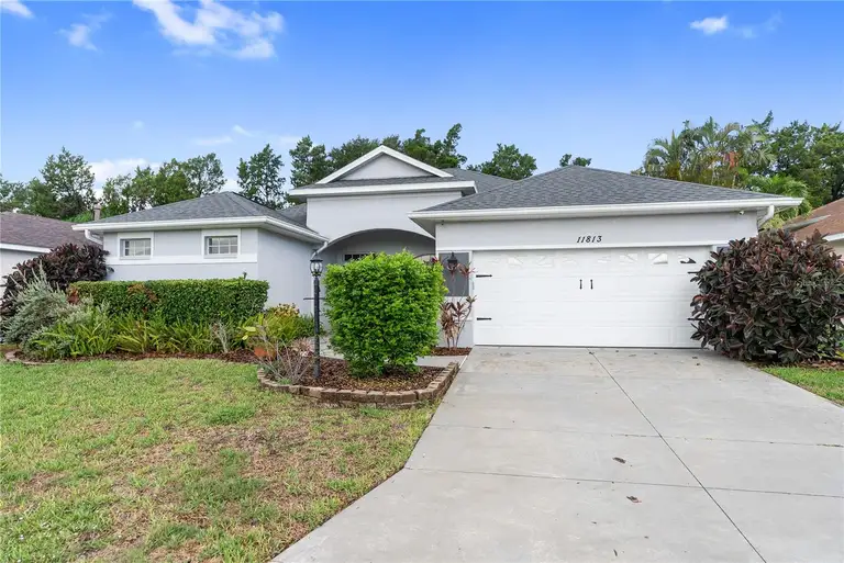11813 HOLLY HOCK DR — photo 2